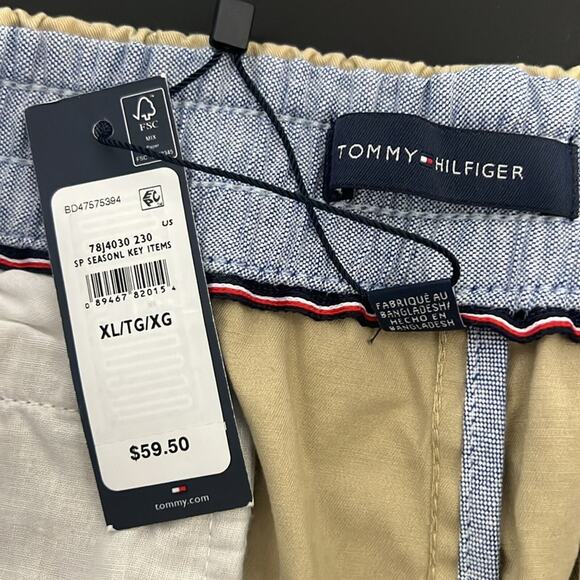 NWT Tommy Hilfiger THFLEX 7" Inseam Shorts Khaki XL - Picture 4 of 8